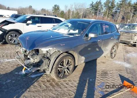 2021 Volvo Xc60 T5 Momentum z USA, uszkodzony, nr VIN YV4102RK2M1846034